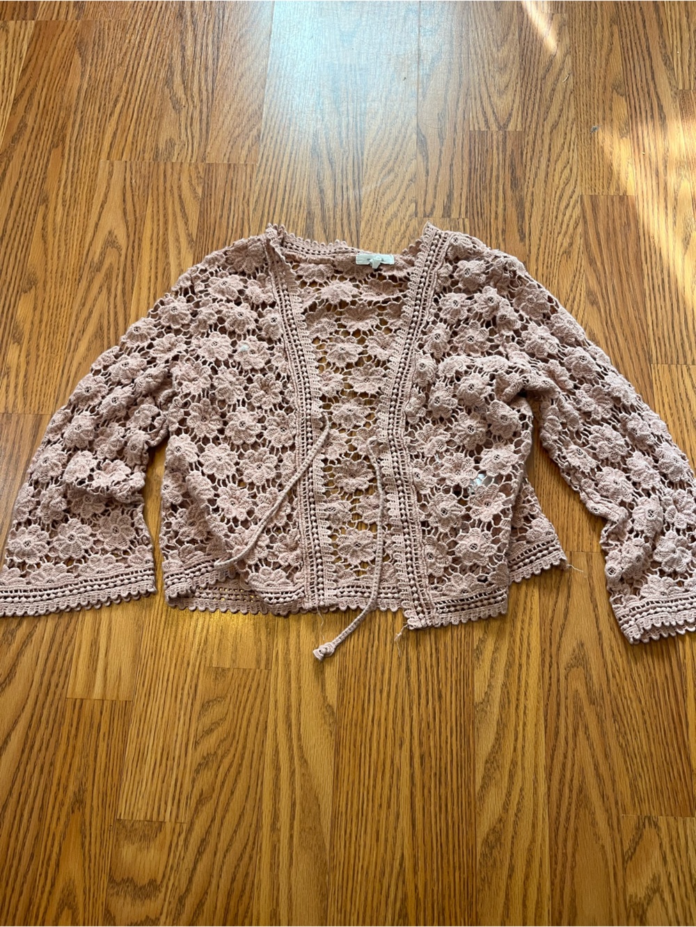 Maurice’s size small crochet looking cardigan top